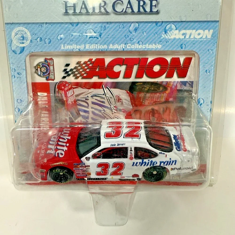 Action Dale Jarrett 1:64 White Rain 1998 Ford Taurus NASCAR 50th Anniversary Car